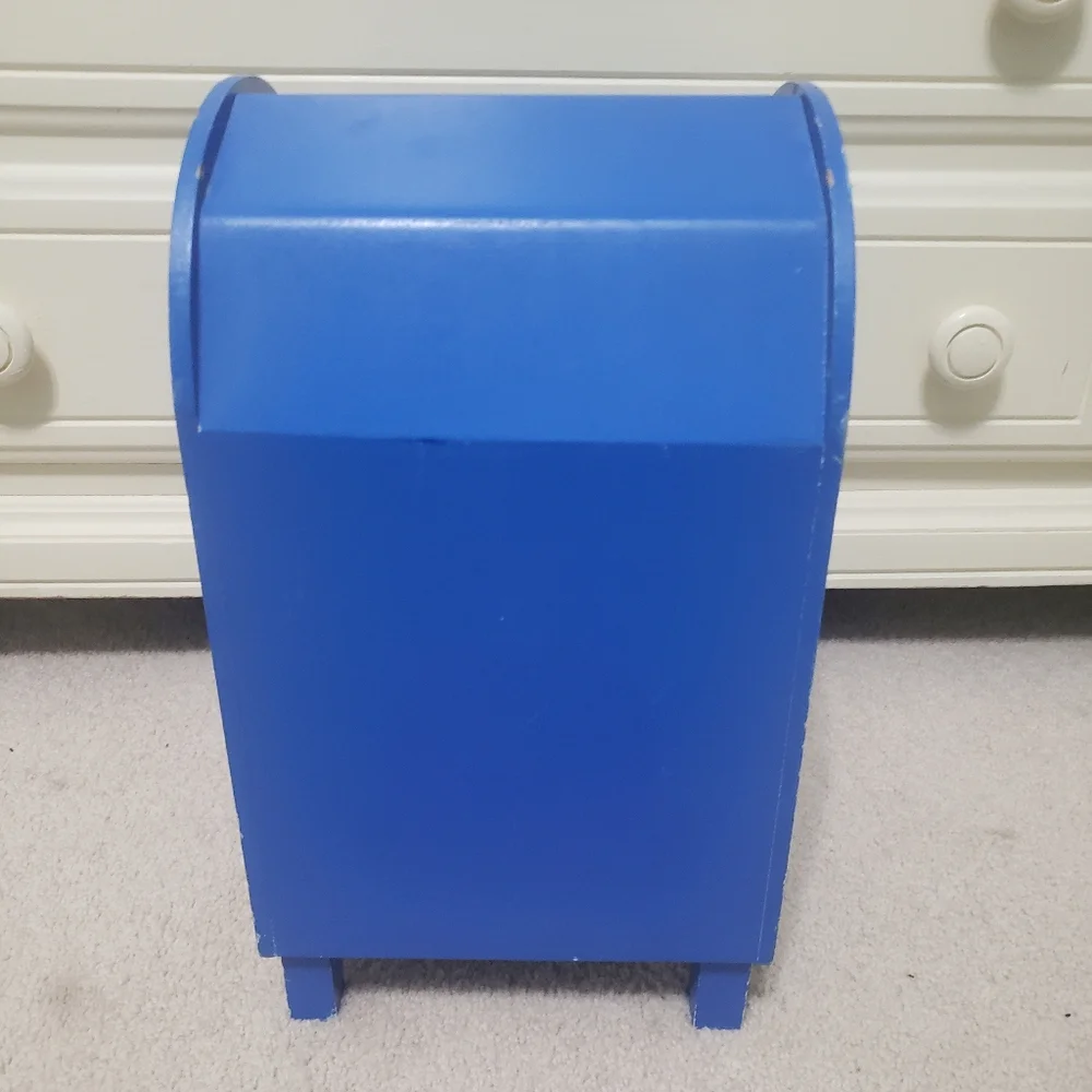 HTF Melissa & Doug Stamp and Sort Wooden Mailbox Activity and Toy
